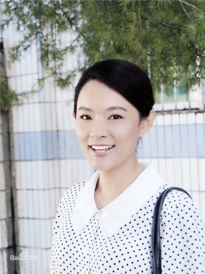 张晶晶(Zhang Jingjing)正阳门下——蔡晓丽前后照片