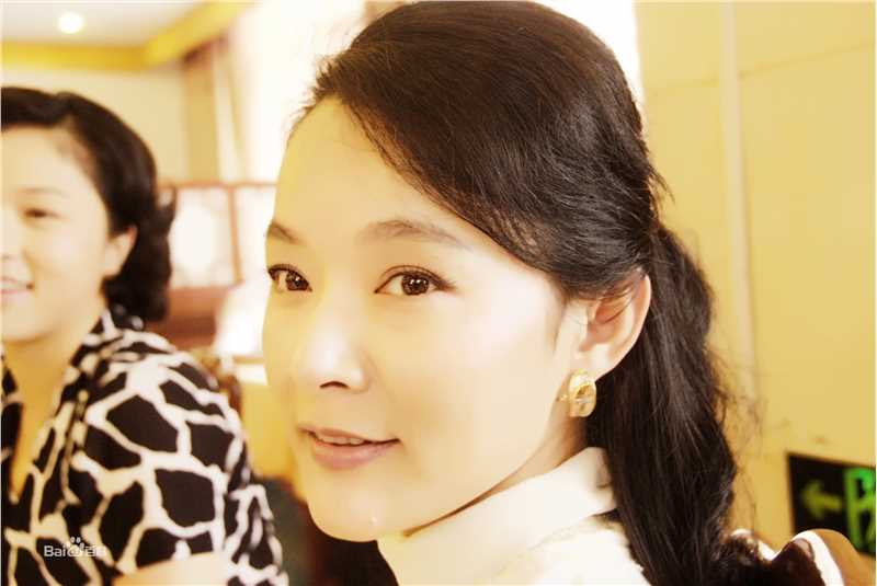 张晶晶(Zhang Jingjing)正阳门下——蔡晓丽前后照片