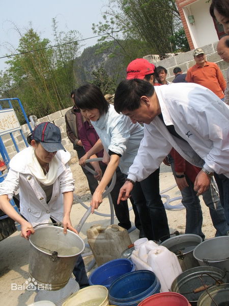 张晶晶(Zhang Jingjing)节水公益活动素颜照相册