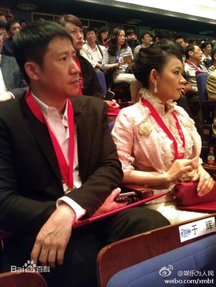 张晶晶(Zhang Jingjing)获奖时刻素颜照壁纸