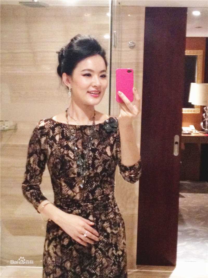 张晶晶(Zhang Jingjing)获奖时刻素颜照壁纸