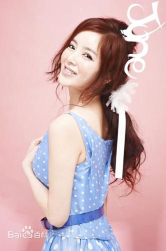 刘怡君个人写照性感图片图集