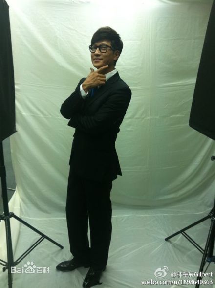 林韦辰(Gilbert Lam)活动造型性感图片壁纸