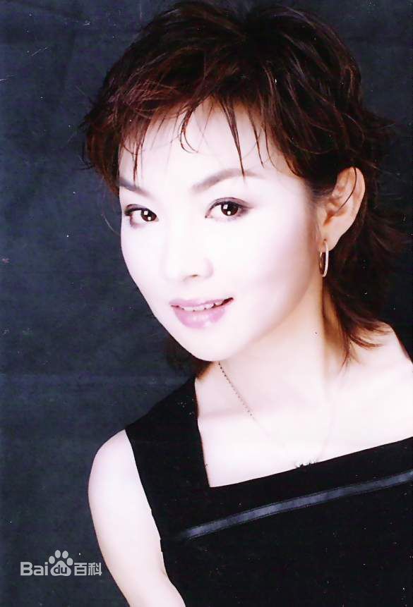 最新张莉莉性感图片