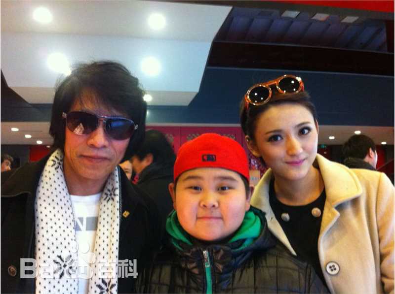 张珂源(Tom)活动照前后照片