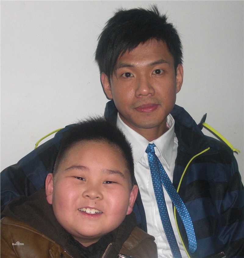 张珂源(Tom)活动照前后照片