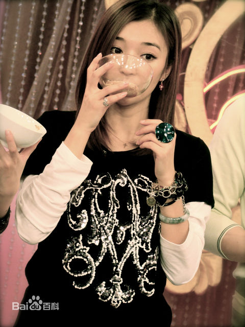 鲁昕儿昕儿三次做客图组素颜照相册