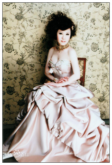 魏秋桦(Bonnie Ngai)