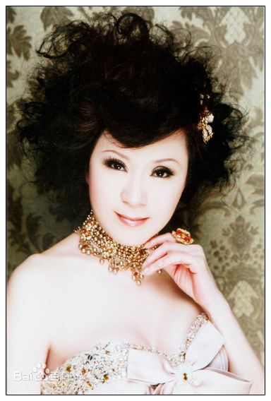 魏秋桦(Bonnie Ngai)