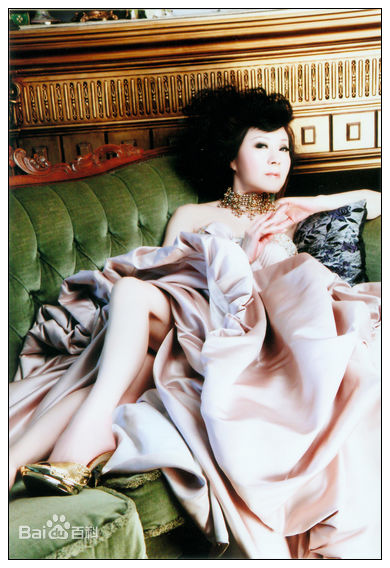 魏秋桦(Bonnie Ngai)