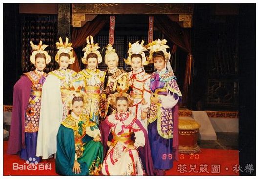 魏秋桦(Bonnie Ngai)饰演的穆桂英前后照片