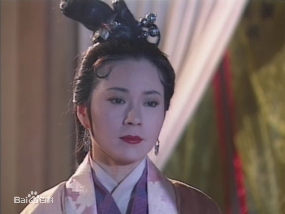 魏秋桦(Bonnie Ngai)影视形象前后照片