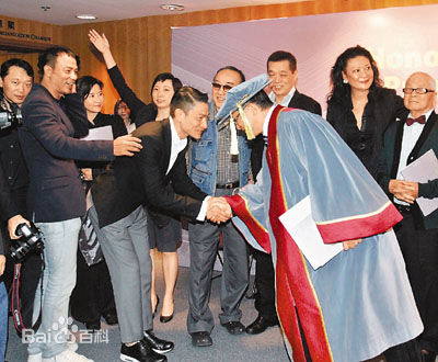 卢海鹏(Lo Hol Pang)出席活动素颜照相册