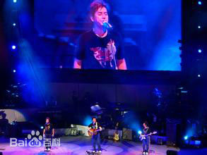 温拿乐队演唱会前后照片