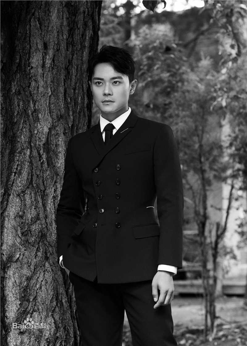 曹骏(Neil)最新西装壁纸