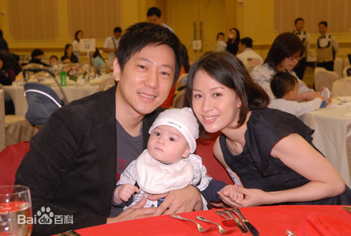 邝文珣(May Kwong)生活照生活照相册