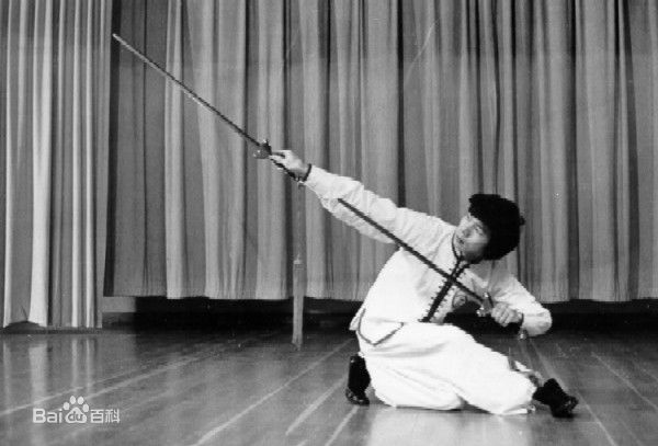 最新黄泽民性感图片