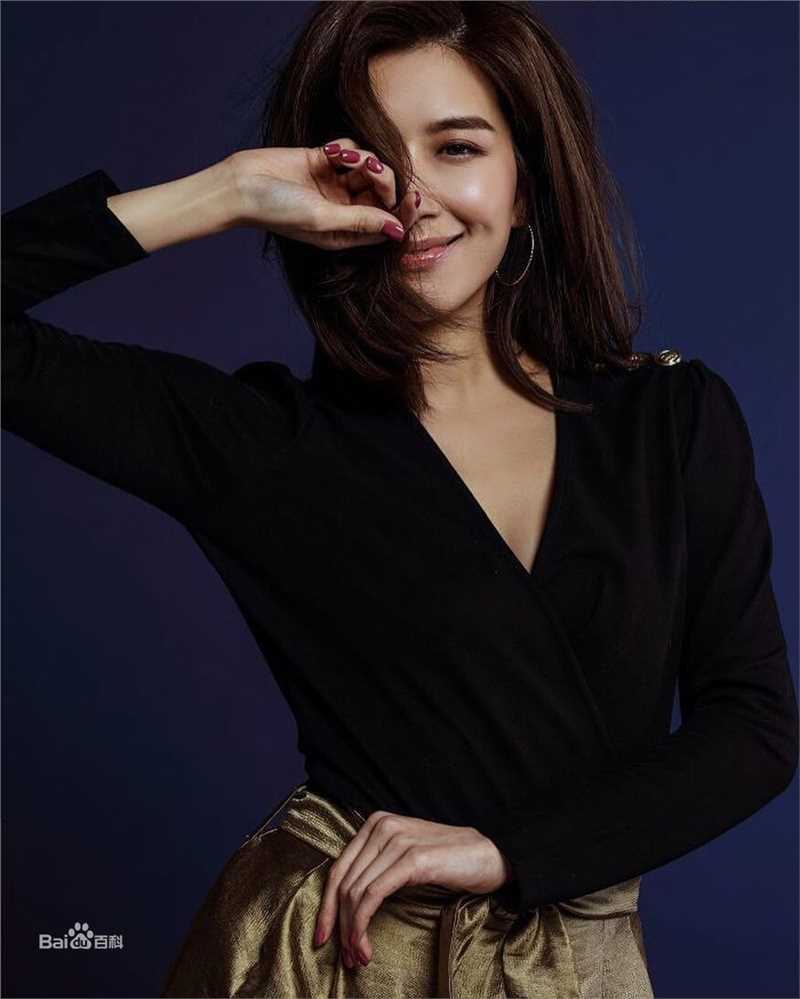 最新黄智雯(Mandy Wong)壁纸