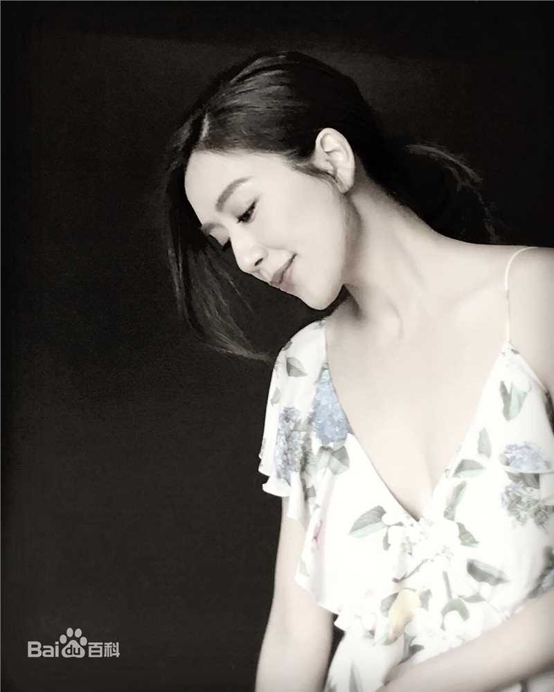 最新黄智雯(Mandy Wong)壁纸