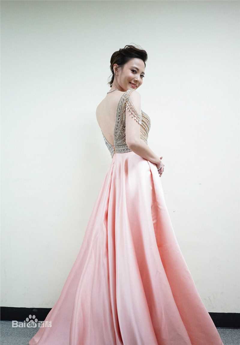 朱晨丽(Rebecca)工作照性感图片图集