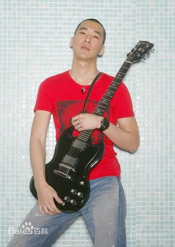 黄立行(Stanley Huang)艺术照壁纸壁纸