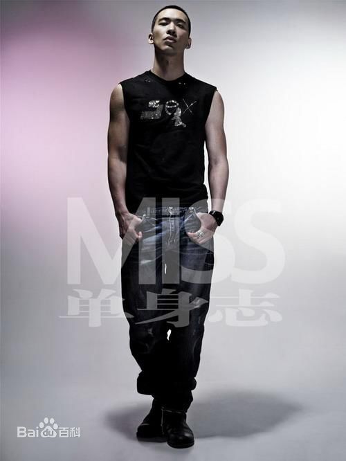 黄立行(Stanley Huang)艺术照壁纸壁纸