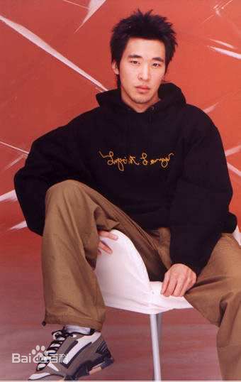 黄立行(Stanley Huang)艺术照壁纸壁纸