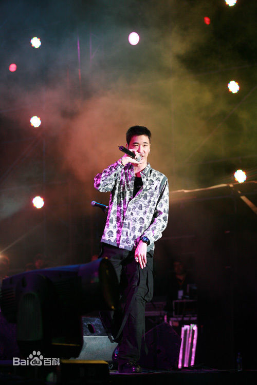 最新黄立行(Stanley Huang)精彩图册