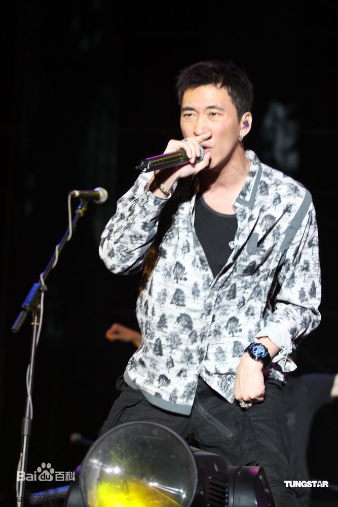 最新黄立行(Stanley Huang)精彩图册