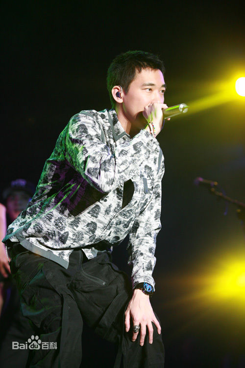 最新黄立行(Stanley Huang)精彩图册