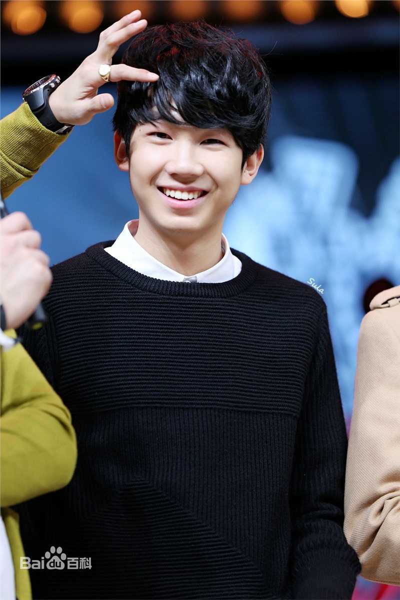 白举纲(Pax Congo)部分综艺饭拍前后照片