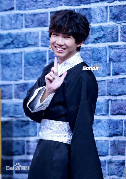 白举纲(Pax Congo)部分综艺饭拍前后照片