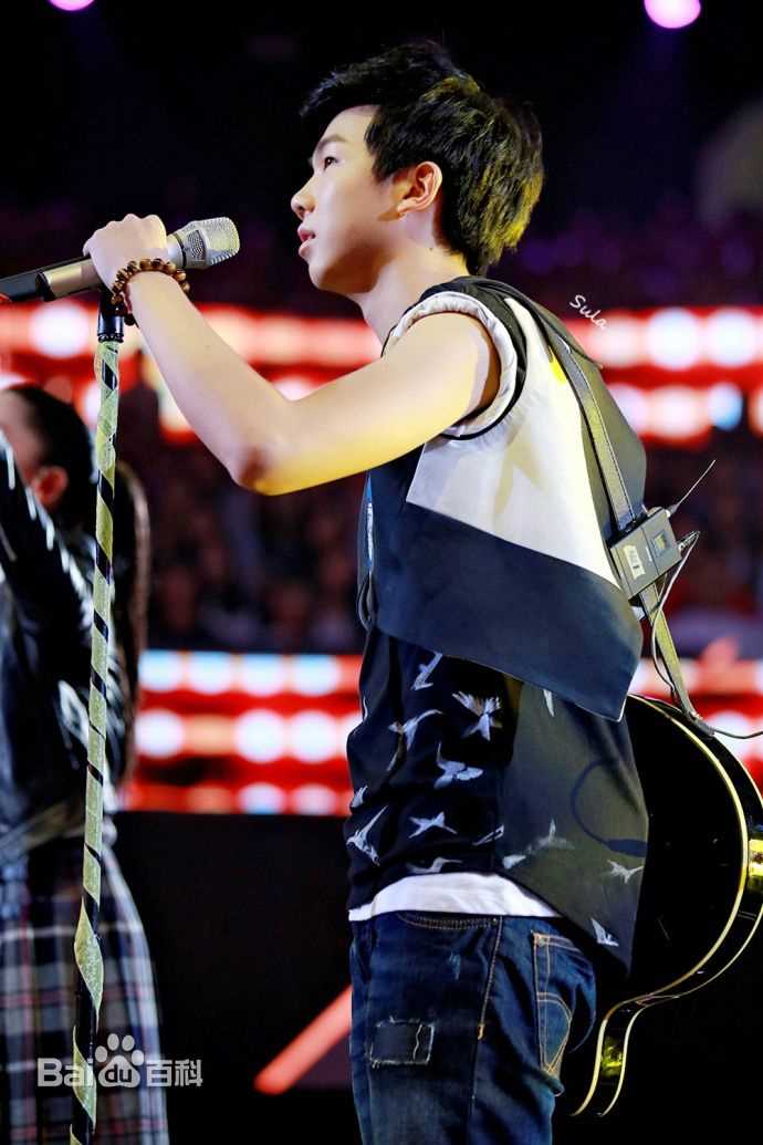 白举纲(Pax Congo)2013快乐男声比赛照片前后照片