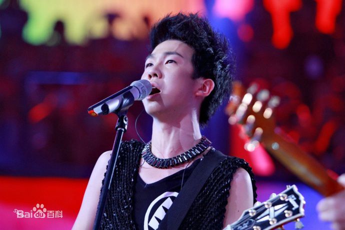 白举纲(Pax Congo)2013快乐男声比赛照片前后照片