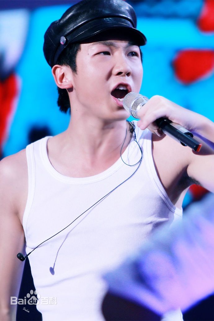 白举纲(Pax Congo)2013快乐男声比赛照片前后照片