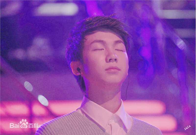 白举纲(Pax Congo)2013快乐男声比赛照片前后照片