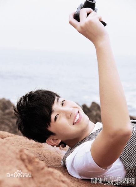 白举纲(Pax Congo)少年白PAX'S ATTITUDE生活照