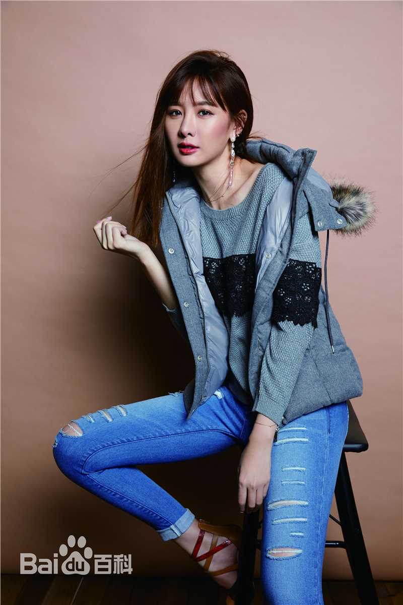 安心亚(Amber An)广告拍摄壁纸壁纸