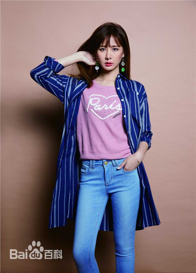 安心亚(Amber An)广告拍摄壁纸壁纸