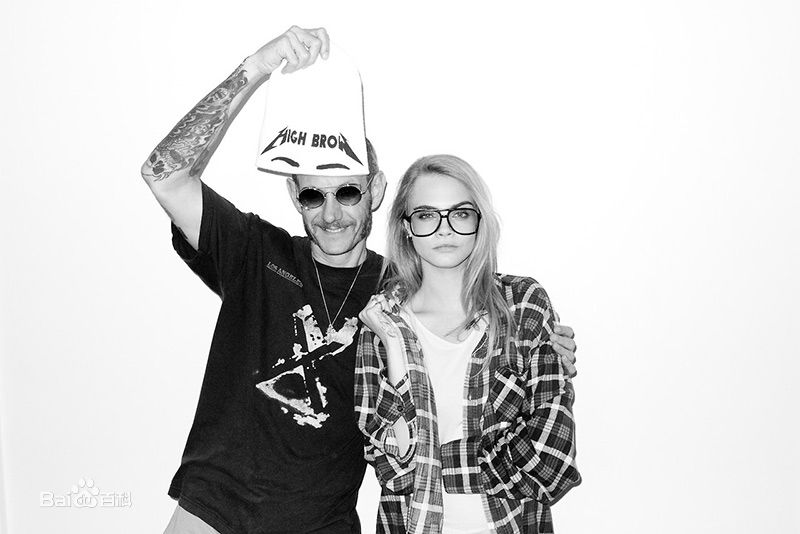 卡拉·乔斯林·迪瓦伊(Cara Jocelyn Delevingne)Cara Delevingne by Terry Richardson图册