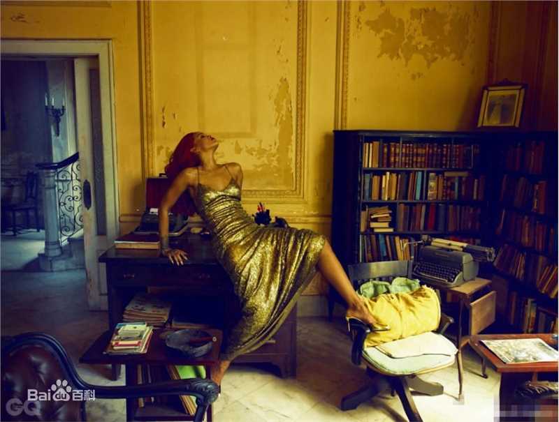 罗比恩·蕾哈娜·芬缇(Robyn Rihanna Fenty)Rihanna图册生活照相册