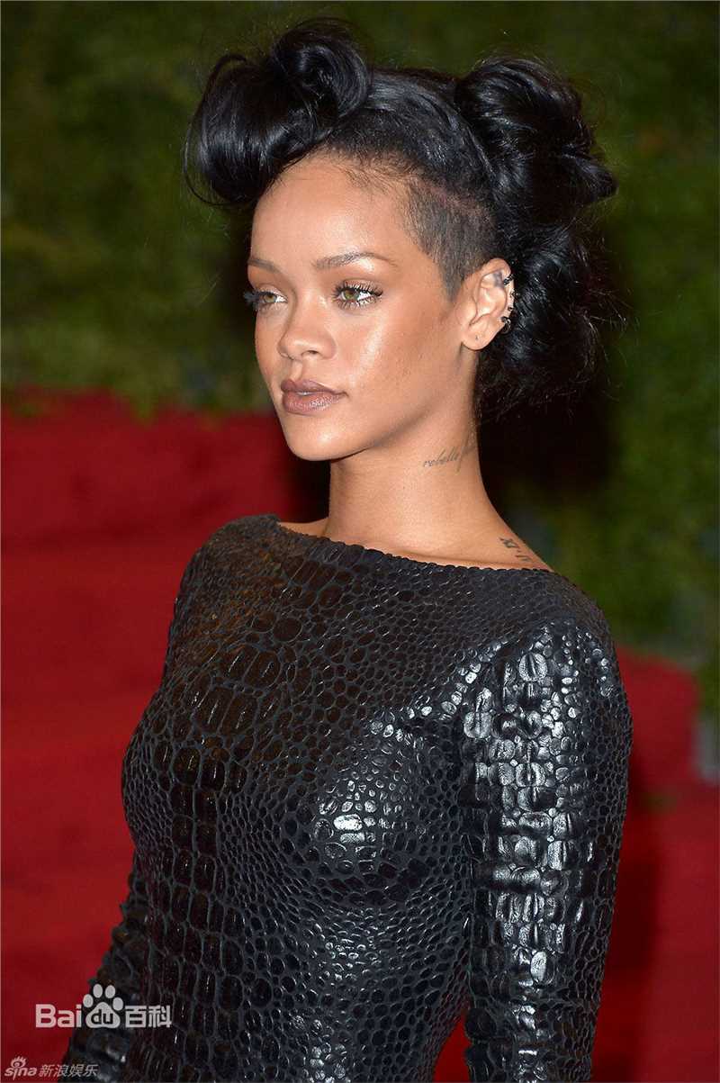 高清罗比恩·蕾哈娜·芬缇(Robyn Rihanna Fenty)蕾哈娜精彩图册