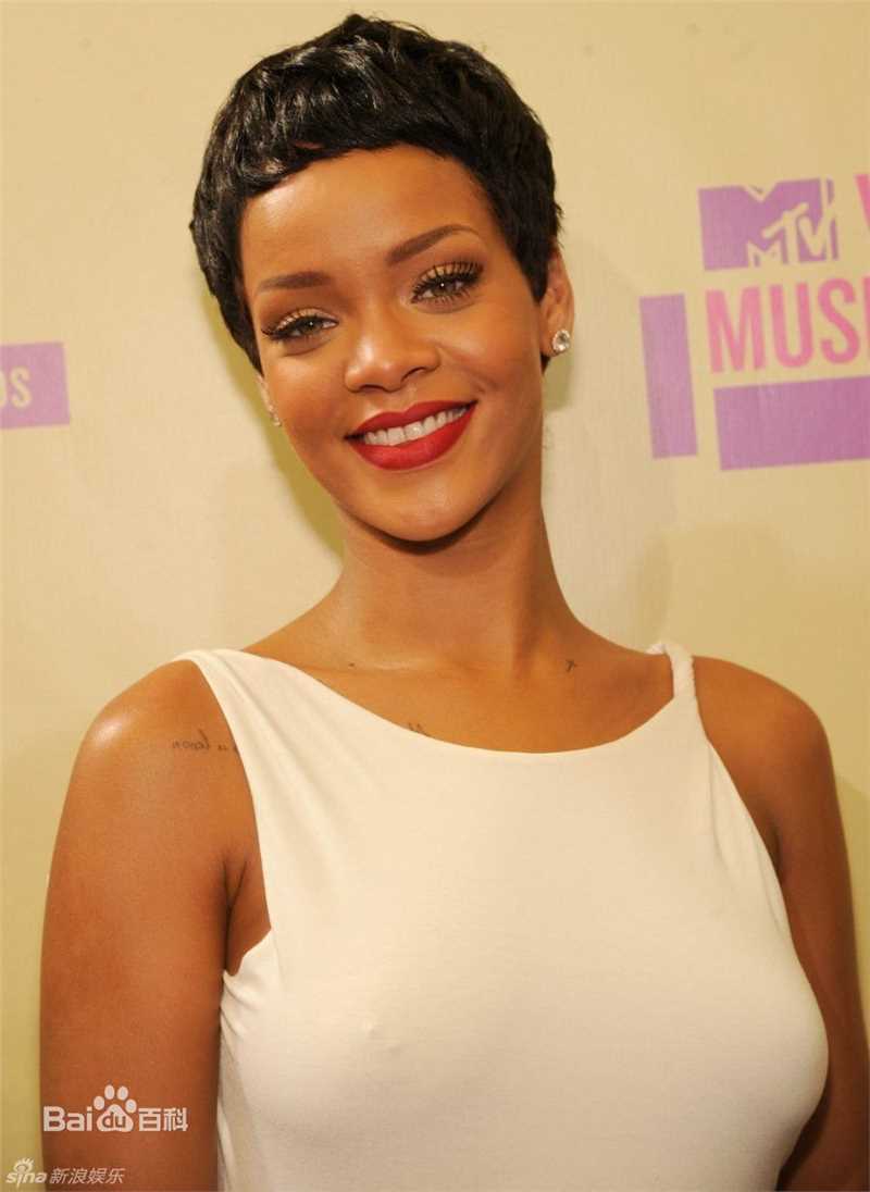 高清罗比恩·蕾哈娜·芬缇(Robyn Rihanna Fenty)蕾哈娜精彩图册