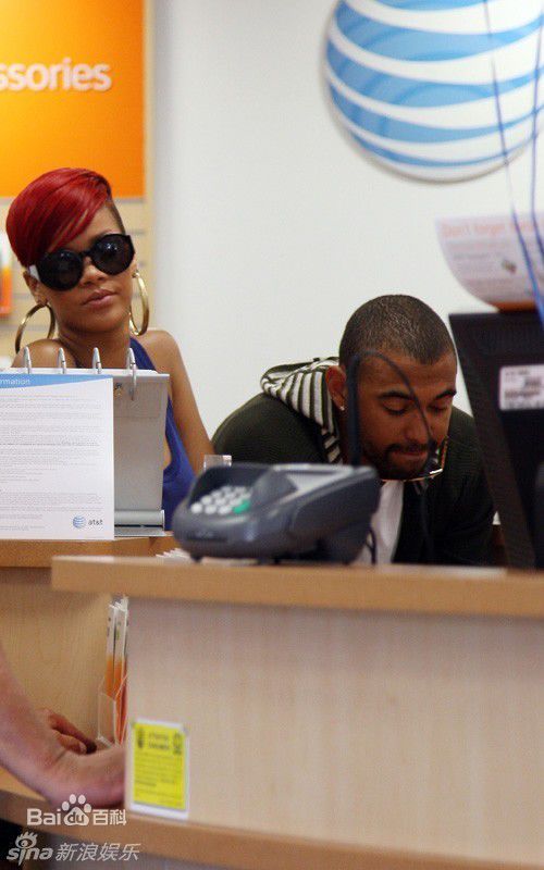 高清罗比恩·蕾哈娜·芬缇(Robyn Rihanna Fenty)蕾哈娜精彩图册