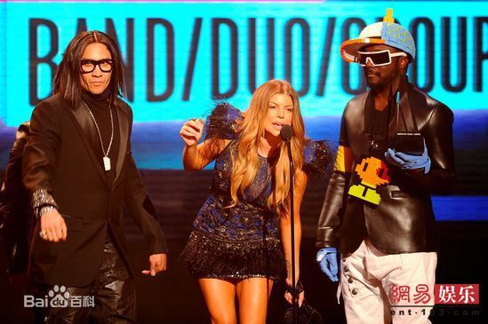 精选罗比恩·蕾哈娜·芬缇(Robyn Rihanna Fenty)蕾哈娜精彩图册