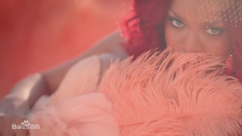 精选罗比恩·蕾哈娜·芬缇(Robyn Rihanna Fenty)蕾哈娜精彩图册