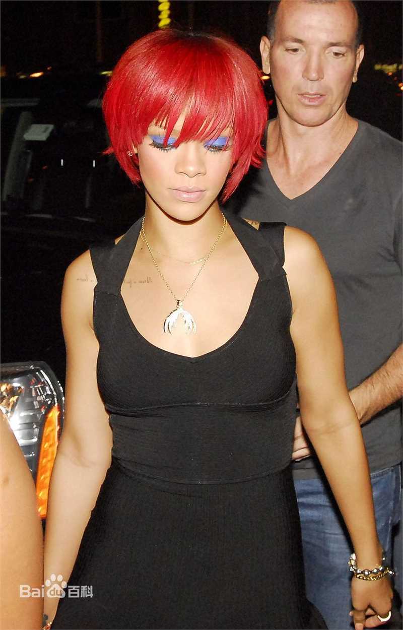 最优质罗比恩·蕾哈娜·芬缇(Robyn Rihanna Fenty)精彩图册4