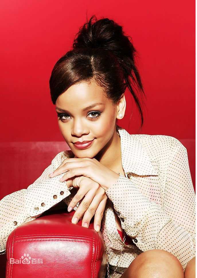 最新罗比恩·蕾哈娜·芬缇(Robyn Rihanna Fenty)精彩图册2