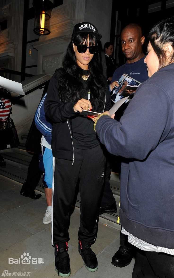 最全罗比恩·蕾哈娜·芬缇(Robyn Rihanna Fenty)蕾哈娜精彩图册