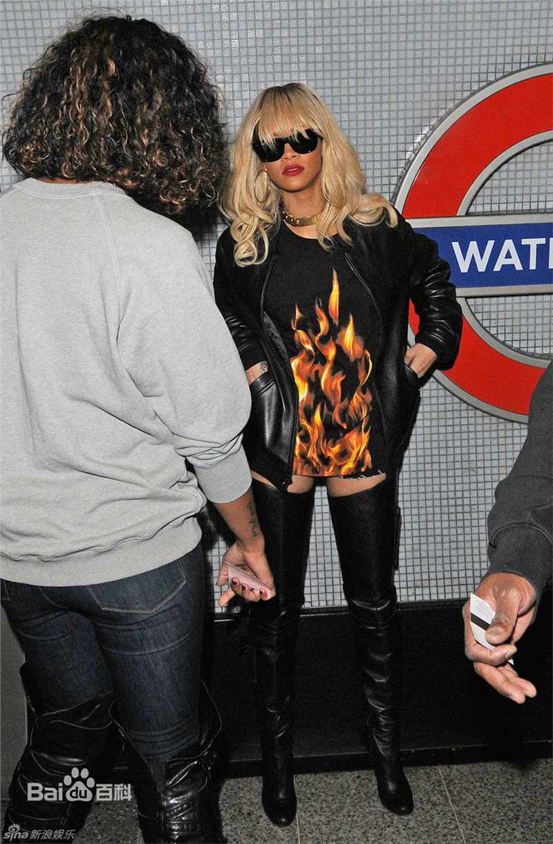 最全罗比恩·蕾哈娜·芬缇(Robyn Rihanna Fenty)蕾哈娜精彩图册